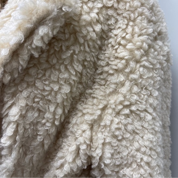 ⭐️2 LEFT! FAUX FUR MIDI COAT - Picture 6 of 11